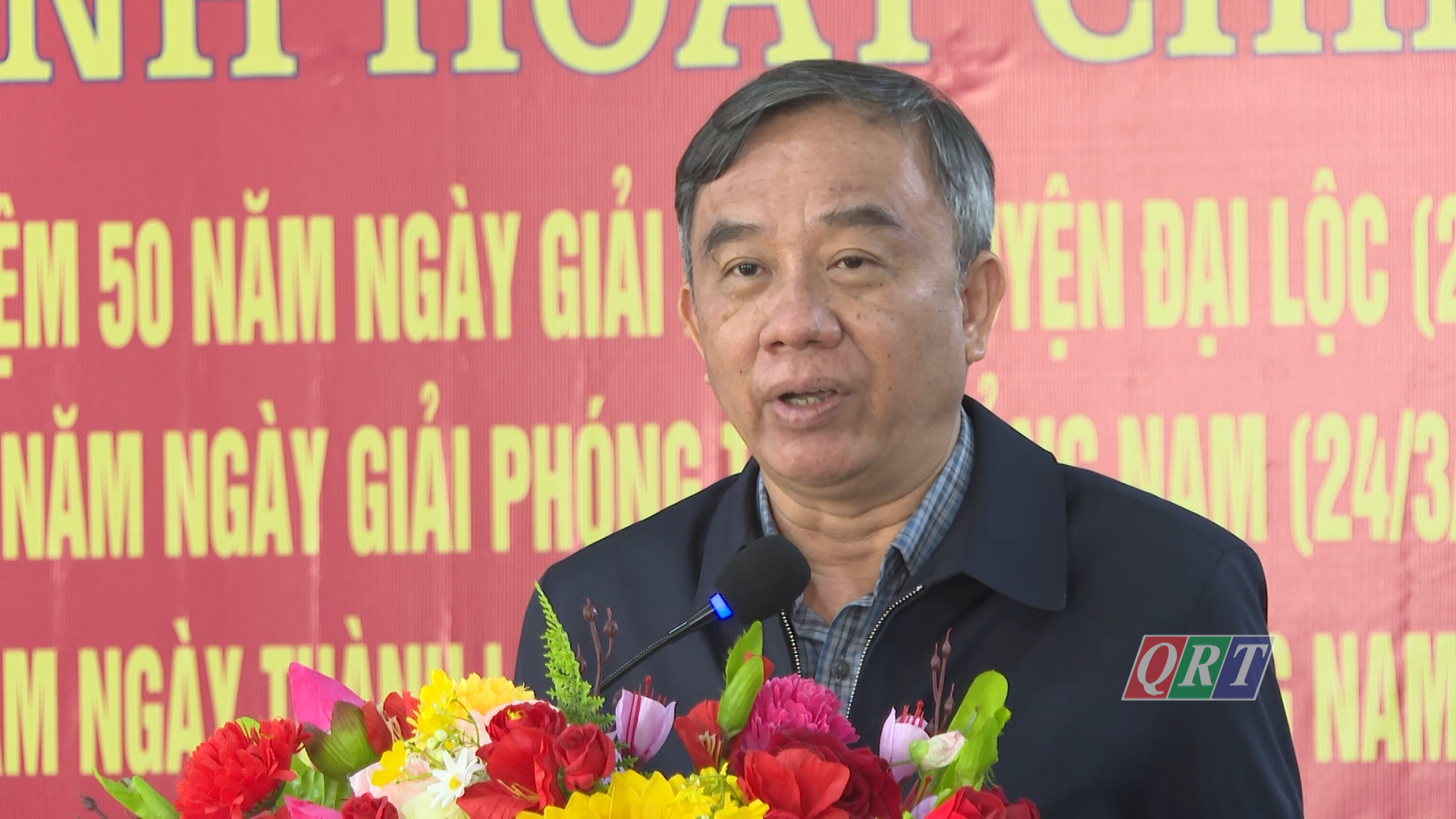 Vice Chairman of the Provincial People's Council Tran Xuan Vinh attended a political activity at Gia Hue residential area.