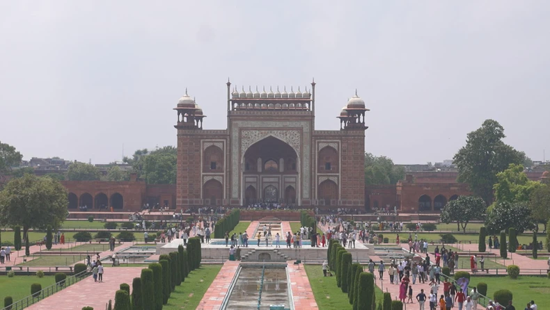 Taj Mahal – das ewige Liebeslied der Inder Foto 1