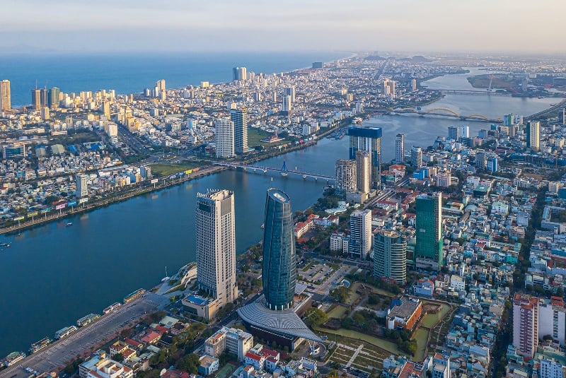 Investoren strömen in die Gegend an der Grenze zu Da Nang