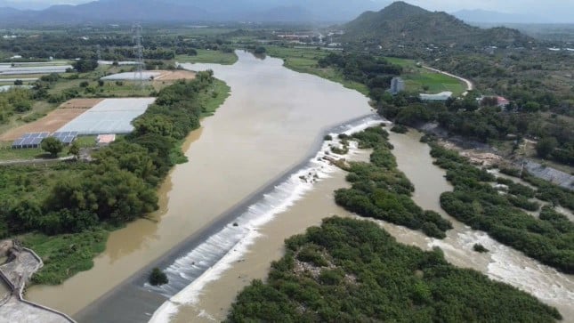 The legendary dam nearly 900 years old in Ninh Thuan photo 1