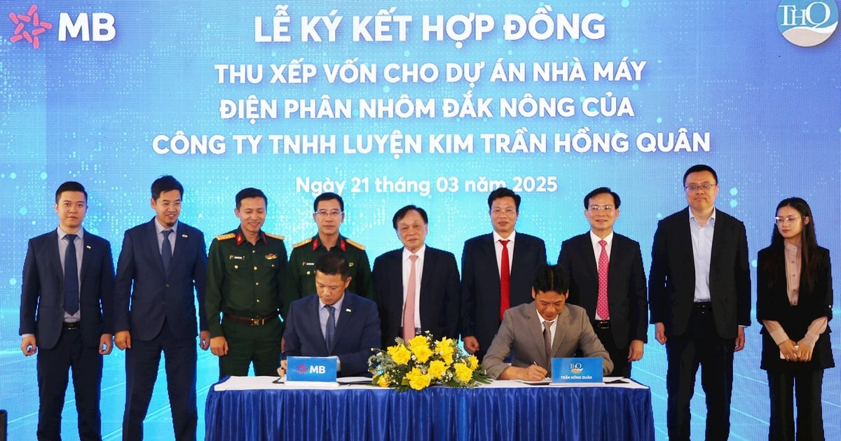 MB Bank alloue 12 500 milliards de VND au projet d'électrolyse de l'aluminium de Dak Nong