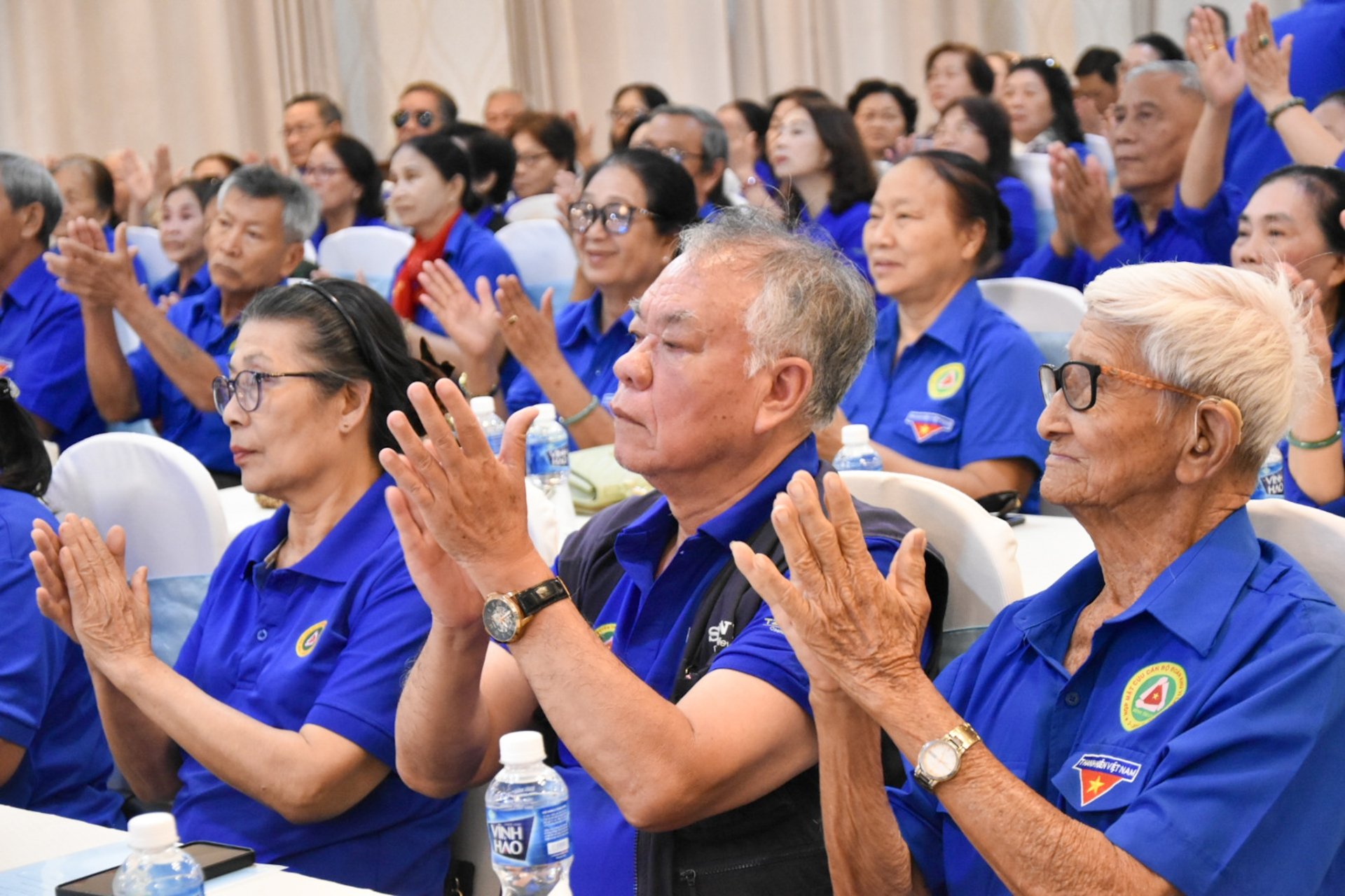 Cựu cán bộ Đoàn Khu VI ngày gặp mặt 