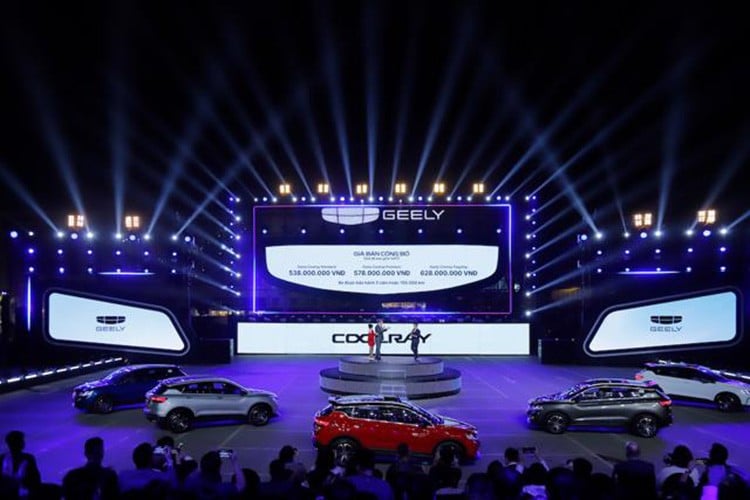 Geely ist gerade offiziell mit 3 neuen Automodellen in Vietnam gestartet