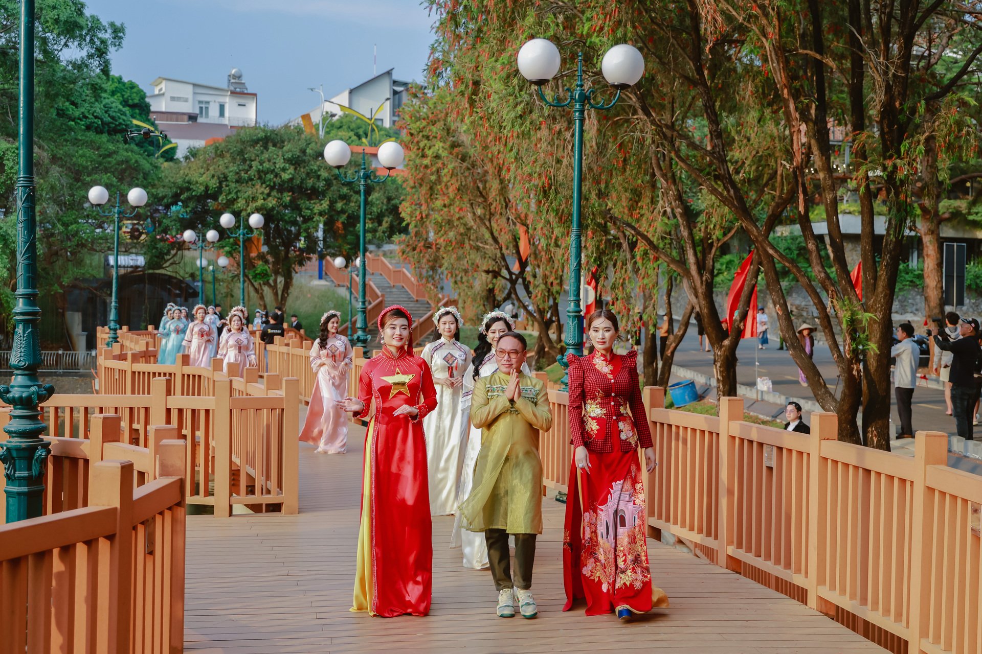 Miss Vietnam National Businesswoman 2025 officially launched round 8