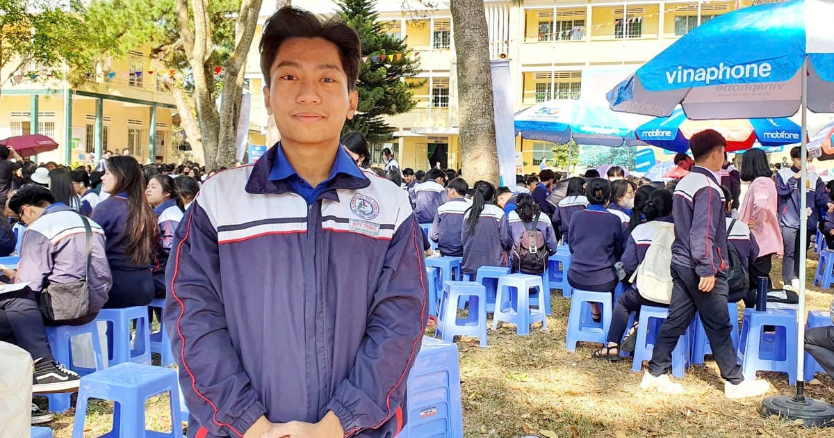 Mountain boy wins second prize in national excellent student English, IELTS 8.0