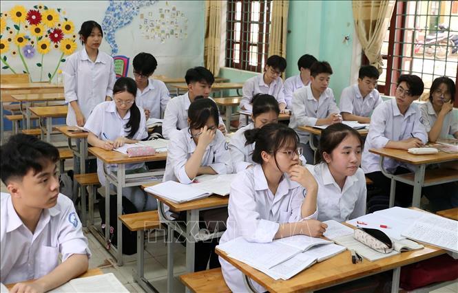 Quản lý dạy thêm, học thêm: Không đánh trống bỏ dùi- Ảnh 1.