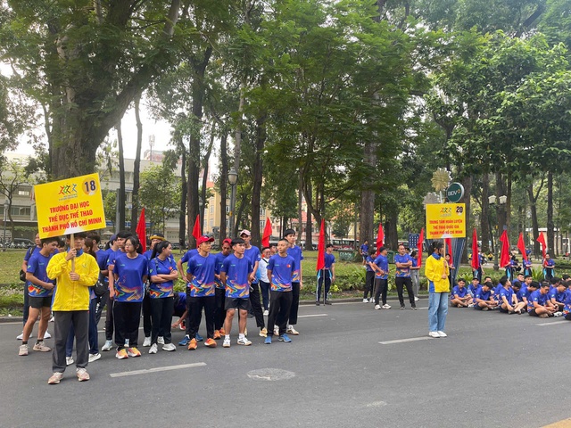 'Ngày chạy Olympic vì sức khỏe toàn dân 2025' quy tụ hàng nghìn người tham gia- Ảnh 7.