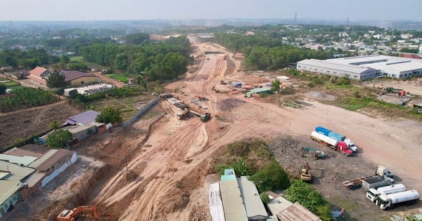 Many contractors were warned, how is the construction of the expressway through Dong Nai going?