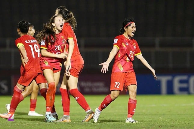 En réalisant un miracle en demi-finale de la Coupe d'Asie 1, le club féminin de HCMC a reçu le double du bonus de l'équipe championne de la LPBank V.League 1 photo 1