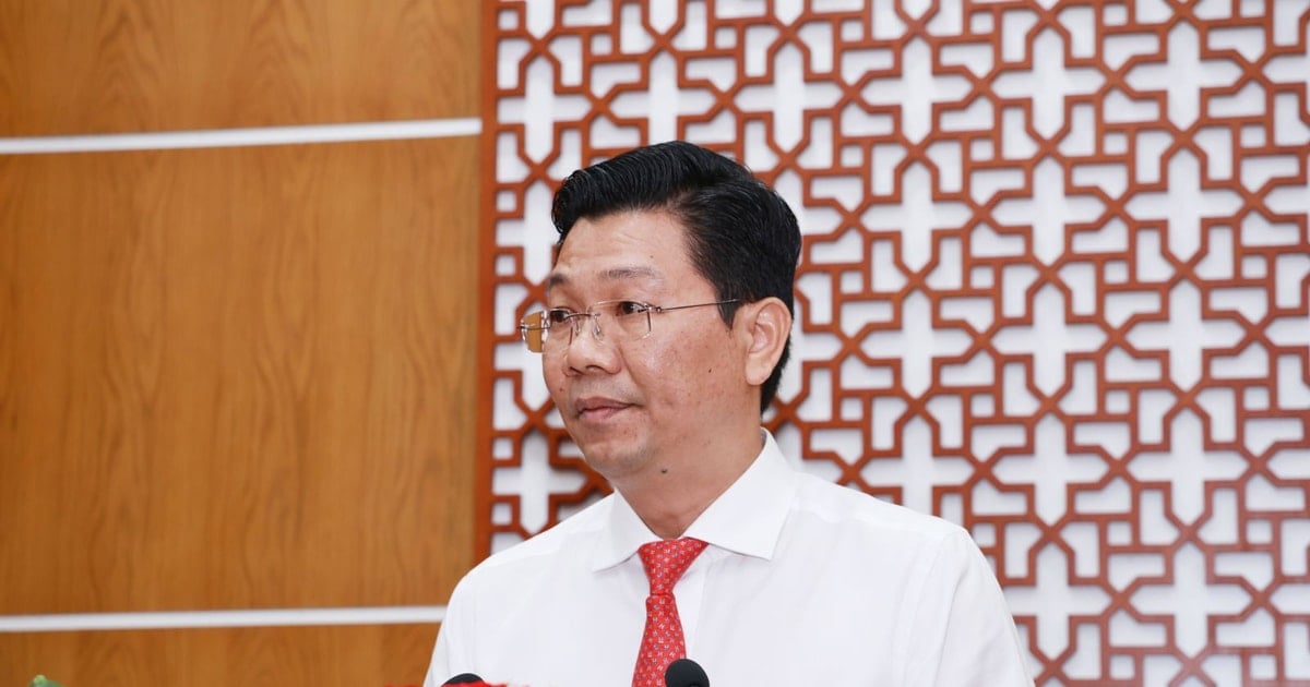 The Politburo approved comrade Nguyen Manh Hung to hold the position of Secretary of Tay Ninh Provincial Party Committee.