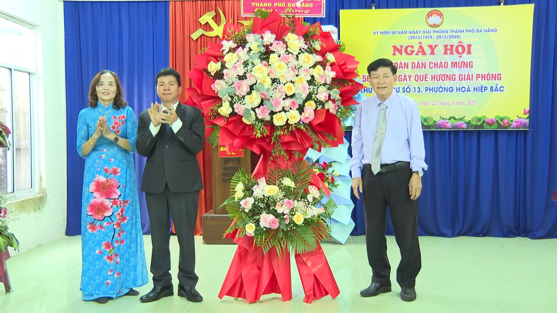 Exciting national festival at Residential Area 13, Hoa Hiep Bac Ward