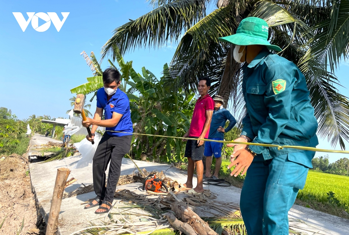 ca mau khac phuc cu sut lun vung ngot trong mua kho hinh anh 3