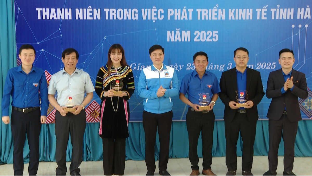 Forum "Youth in Ha Giang Economic Development" in 2025