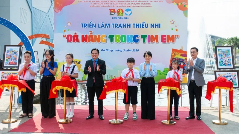 Trưng bày 200 tác phẩm thể hiện tình cảm của thiếu nhi với Đà Nẵng