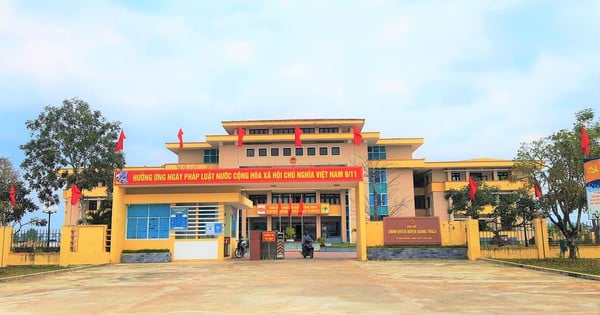 What are the remaining communes of Quang Trach expected to be named?