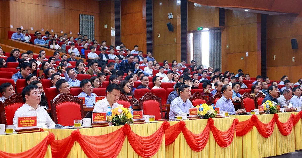 Bắc Giang thông tin chuyên đề “Lãnh đạo trong kỷ nguyên ứng dụng trí tuệ nhân tạo”