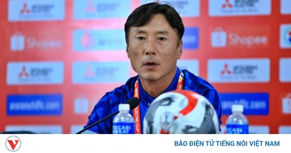 Laos National Team Coach: "I hope many Lao players will come to play in V-League"