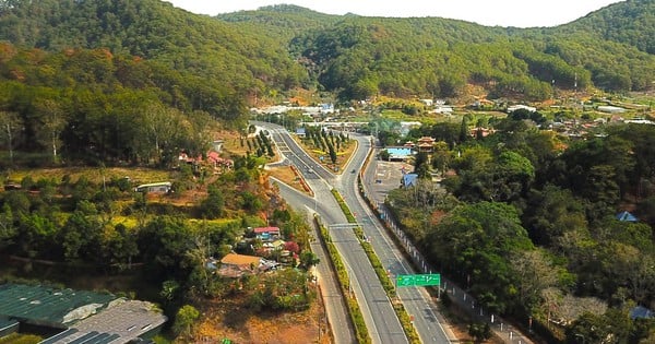 ダラット市を避ける道路建設の最適計画の検討