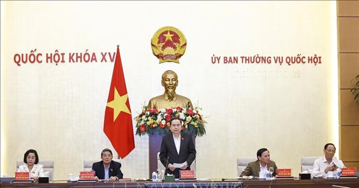 Ban Thường vụ Đảng ủy Quốc hội họp về rà soát, sửa đổi Hiến pháp