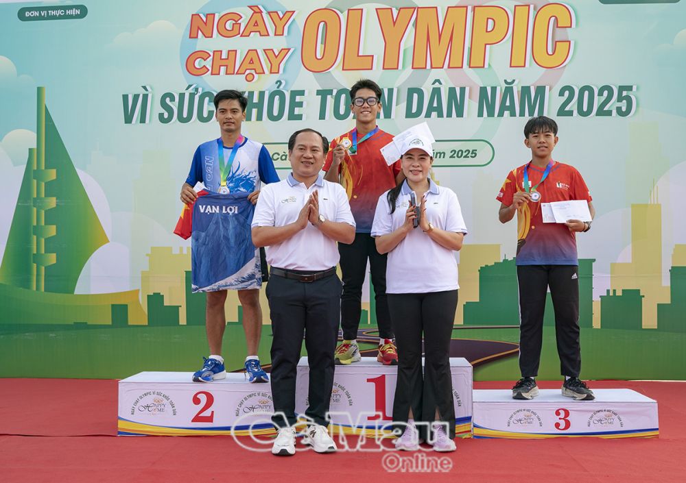 Sở VHTTDL tỉnh Cà Mau tổ chức Ngày chạy Olympic vì sức khoẻ toàn dân năm 2025 - Ảnh 8.