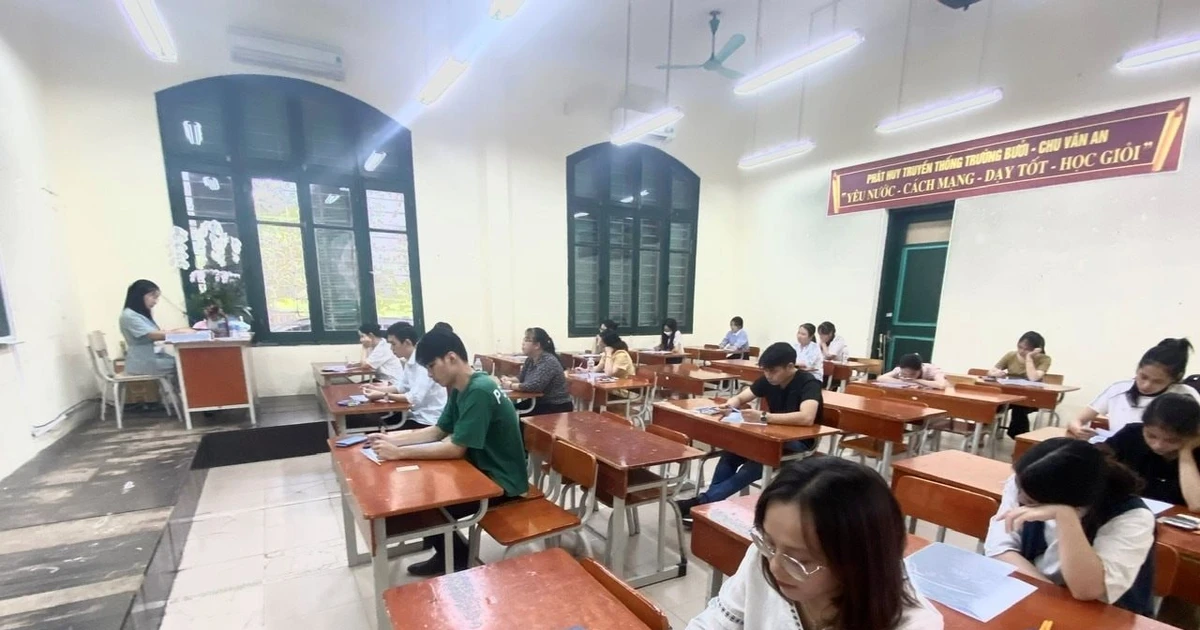 Hanoi: Canceling the civil servant recruitment results for 2 teachers