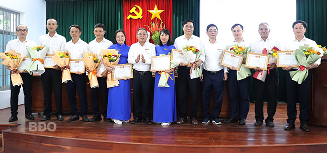 The Party Committee has successfully completed its tasks for 5 consecutive years.