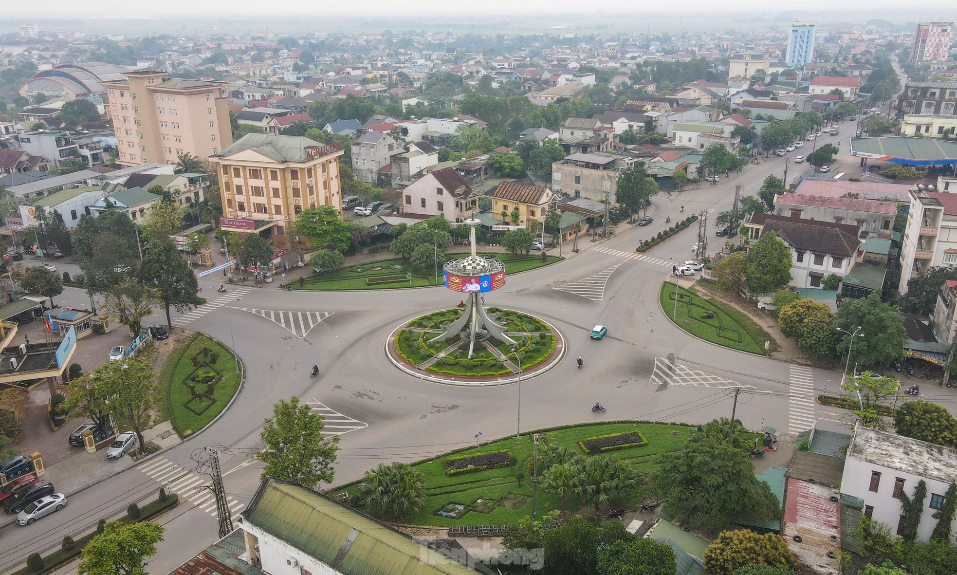 Hay un Quang Tri transformándose, entrando con confianza en una nueva era foto 5