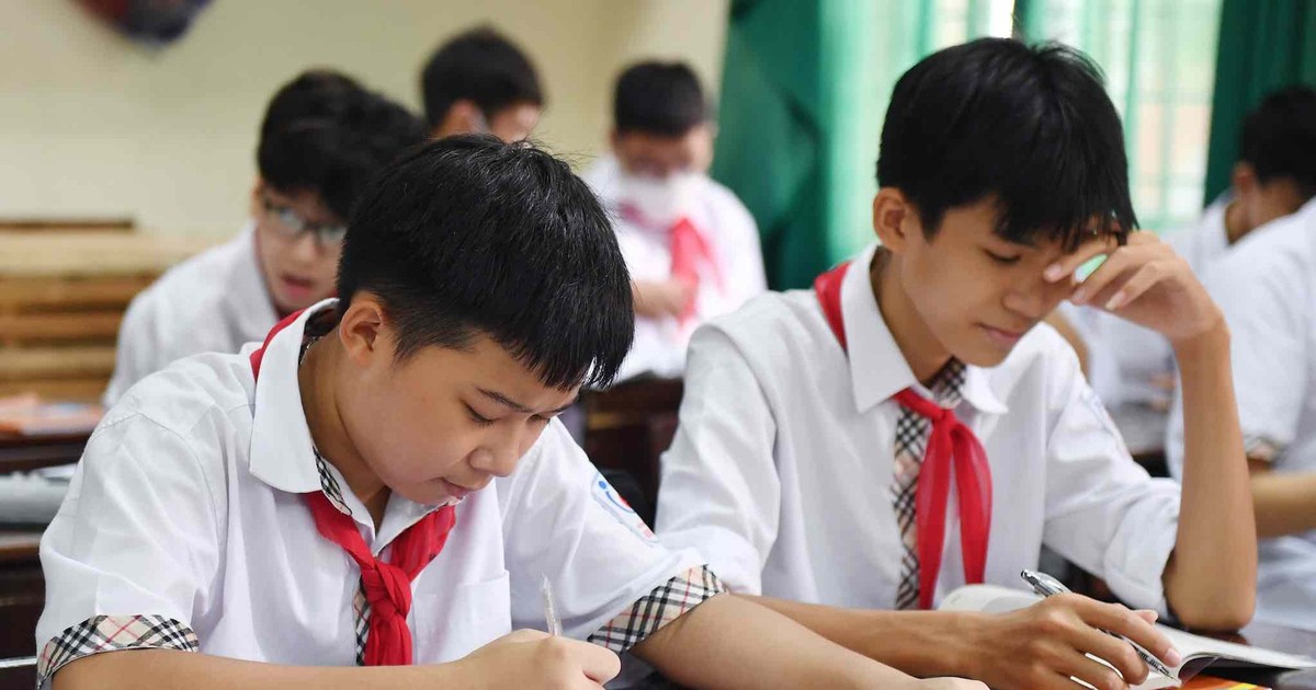 Wer wird in Hanoi direkt in die 10. Klasse der öffentlichen Schulen aufgenommen?