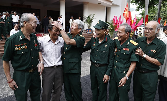 Một thời lửa đạn, một thời tự hào