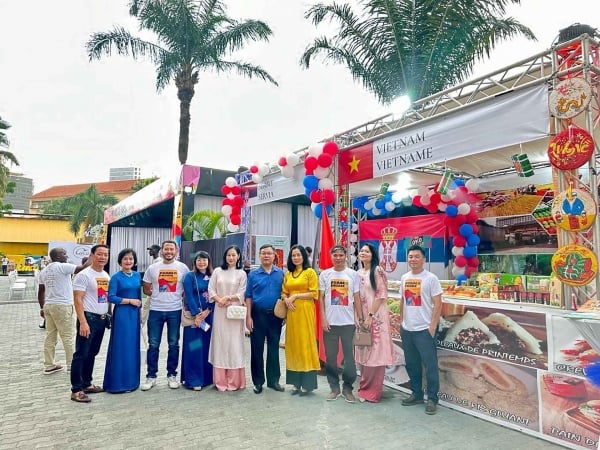 La cuisine vietnamienne conquiert les convives lors de la Nuit des Saveurs Francophones en Angola