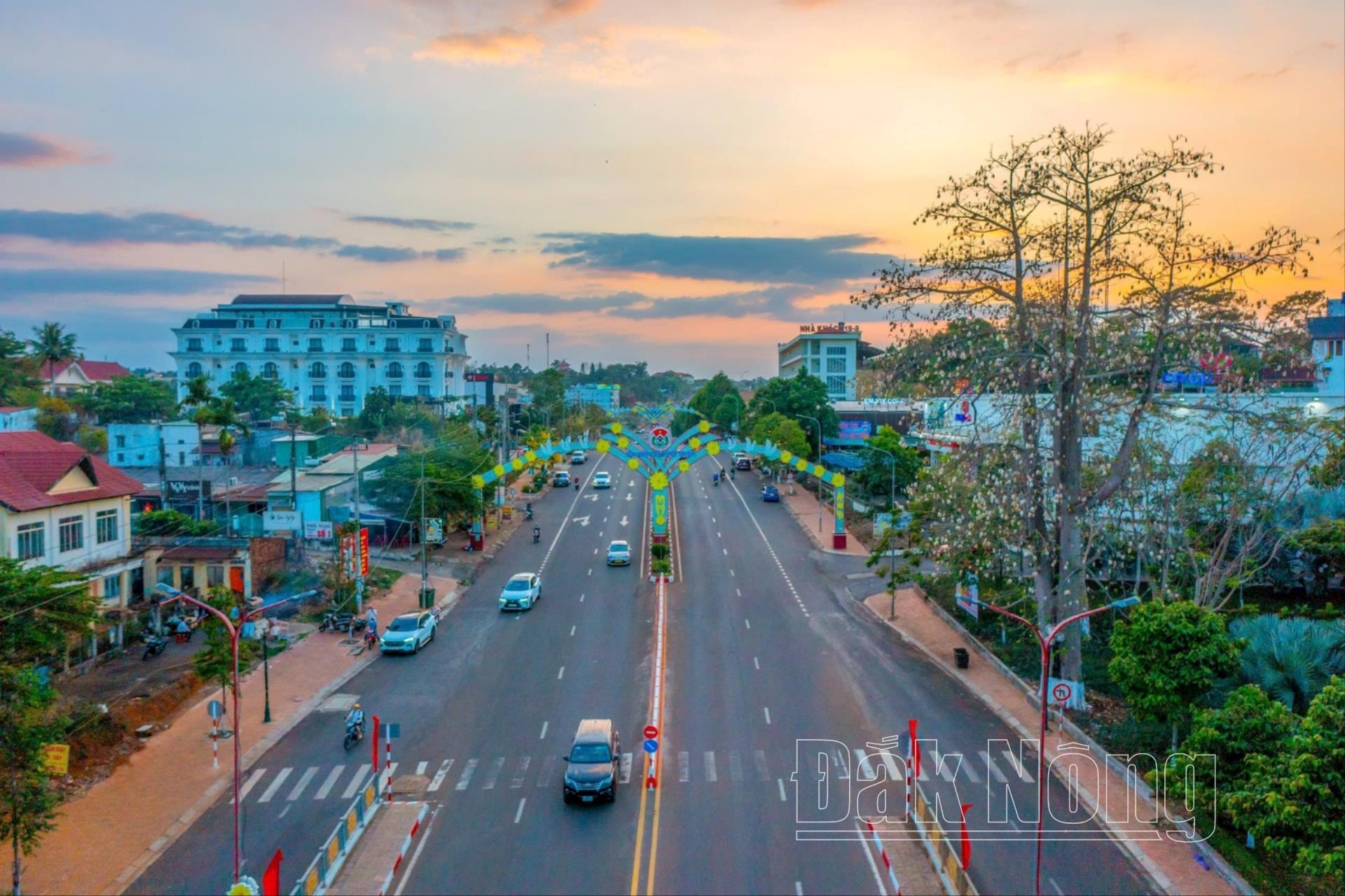 13-ha-tang-cua-thanh-pho-gia-nghia-dang-phat-trien-gop-phan-hien-thuc-hoa-do-thi-xanh-thong-minh-ben-vung(1).jpg