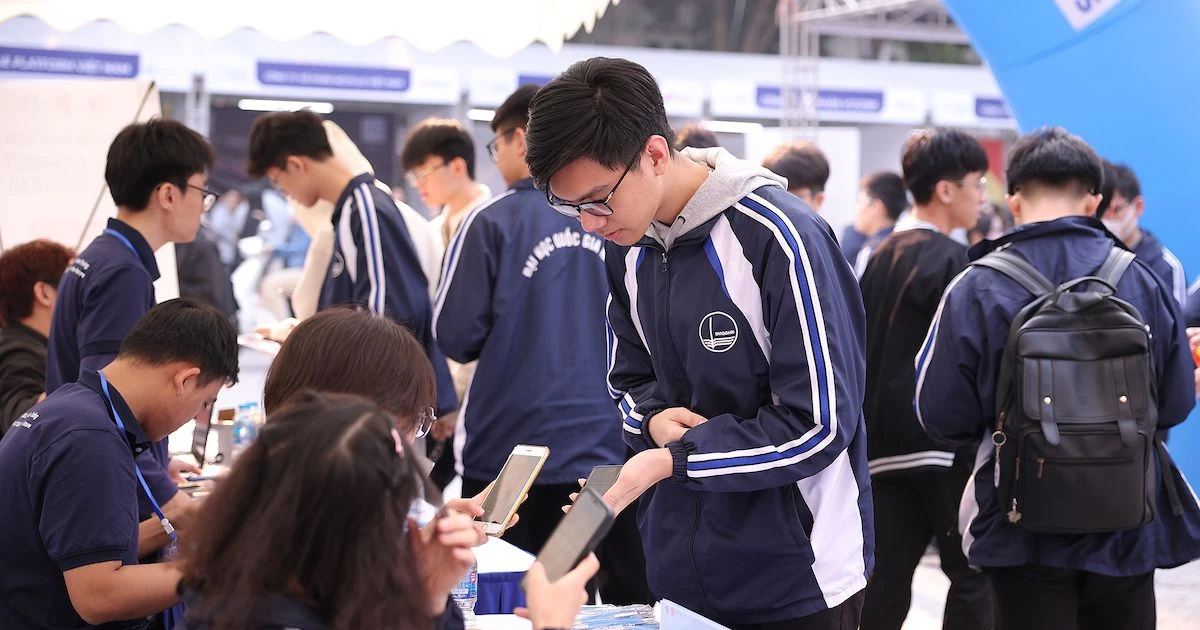 Equipaje para estudiantes de tecnología: Buenos conocimientos y buenas habilidades.