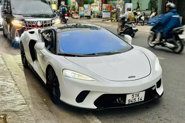 McLaren GT à vendre pour 9 milliards de VND par le magnat de Hanoi a son propriétaire