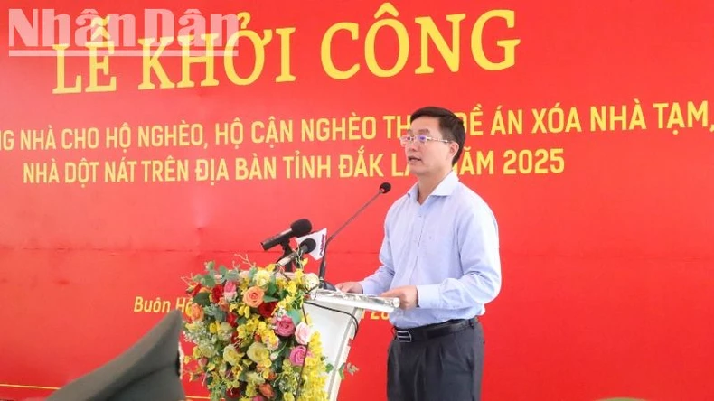 Công an tỉnh Đắk Lắk quyết tâm hoàn thành việc xóa nhà tạm, nhà dột nát cho hộ nghèo trước ngày 15/8 ảnh 3