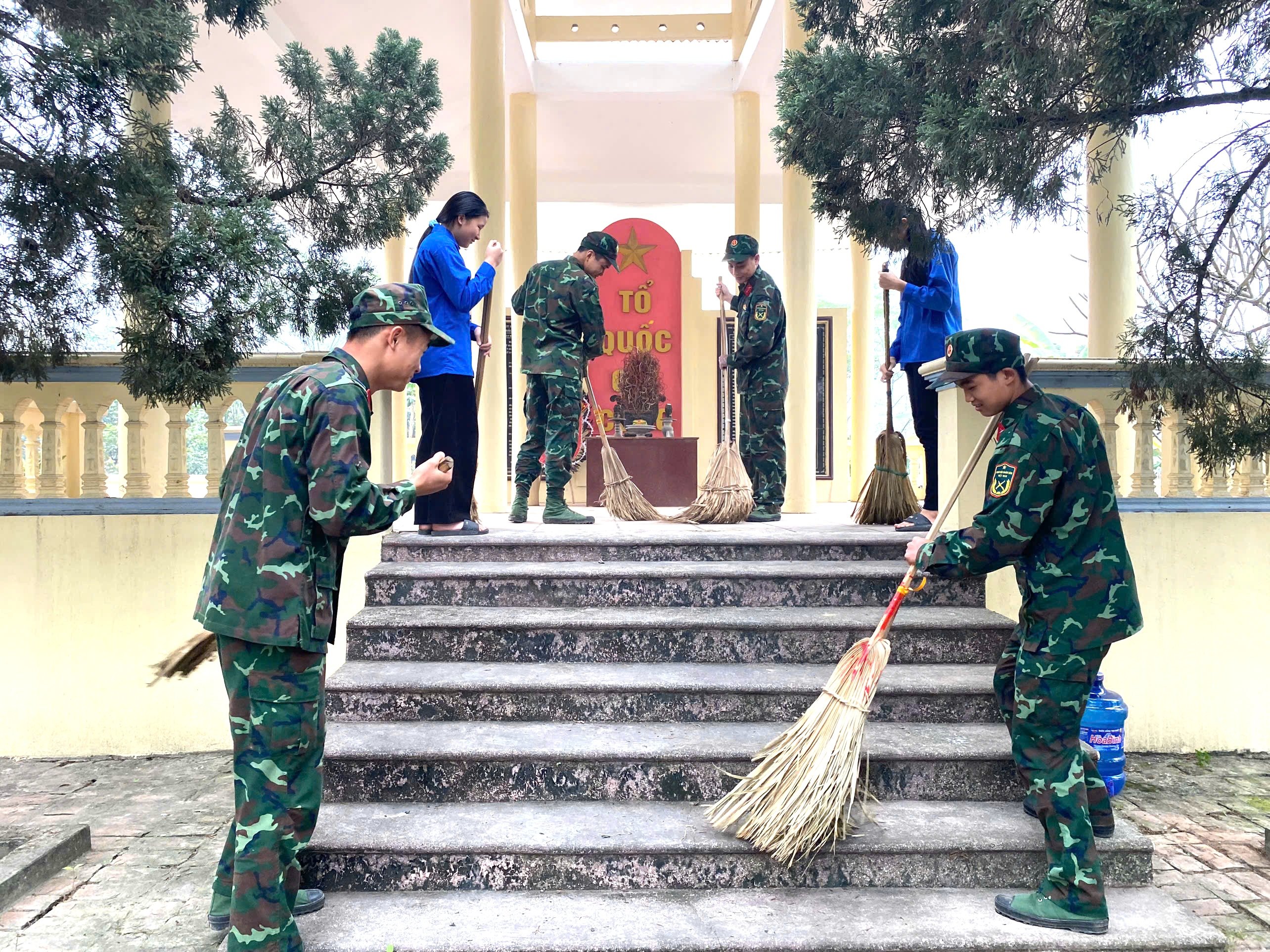 Chương trình Ngày “Thứ bảy tình nguyện”, “Ngày Chủ nhật xanh”