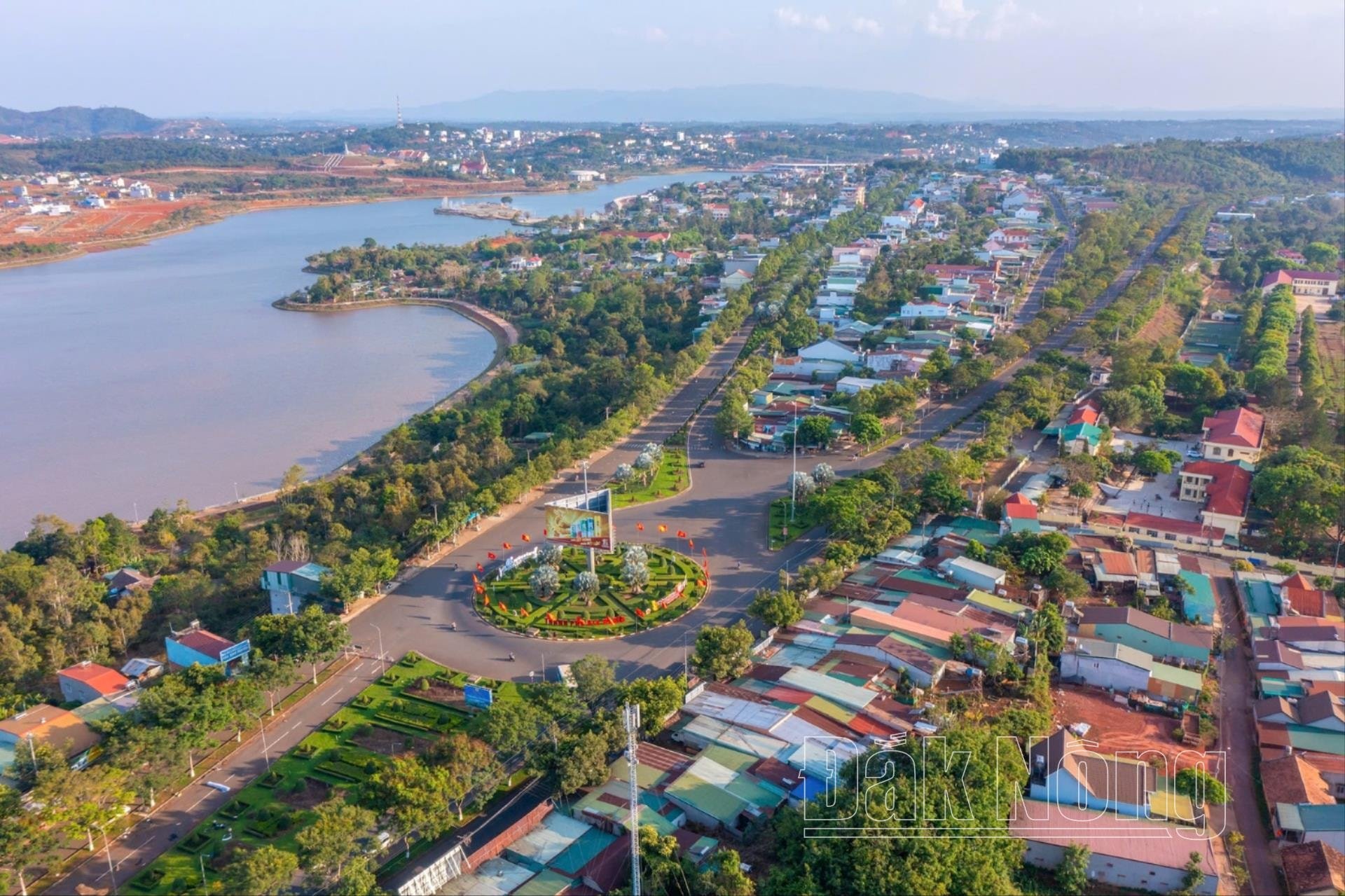 Die Stadt Gia Nghia entwickelt sich zu einer intelligenten grünen Stadt in der Region (1).jpg