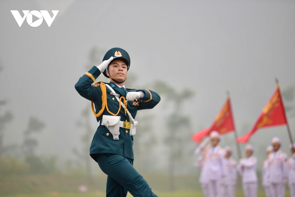 bo truong phan van giang kiem tra hop luyen dieu binh, dieu hanh lan thu 8 hinh anh 16