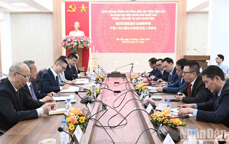 Tổng Biên tập Nhân Dân nhật báo ấn tượng về sự đổi mới, sáng tạo của Báo Nhân Dân ảnh 3