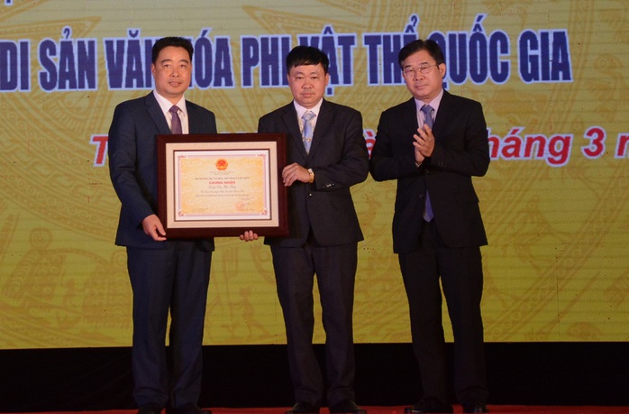 Đón nhận di sản văn hóa phi vật thể quốc gia Lễ hội đền Bà Triệu - Ảnh 2.