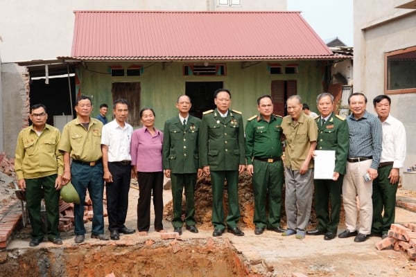 Maison de gratitude aux soldats qui ont aidé leurs amis cambodgiens