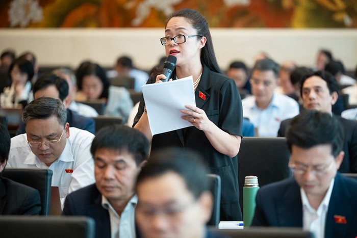 Đề xuất bổ sung chính sách hỗ trợ tiền thuê nhà cho giáo viên đến công tác vùng khó khăn- Ảnh 2.