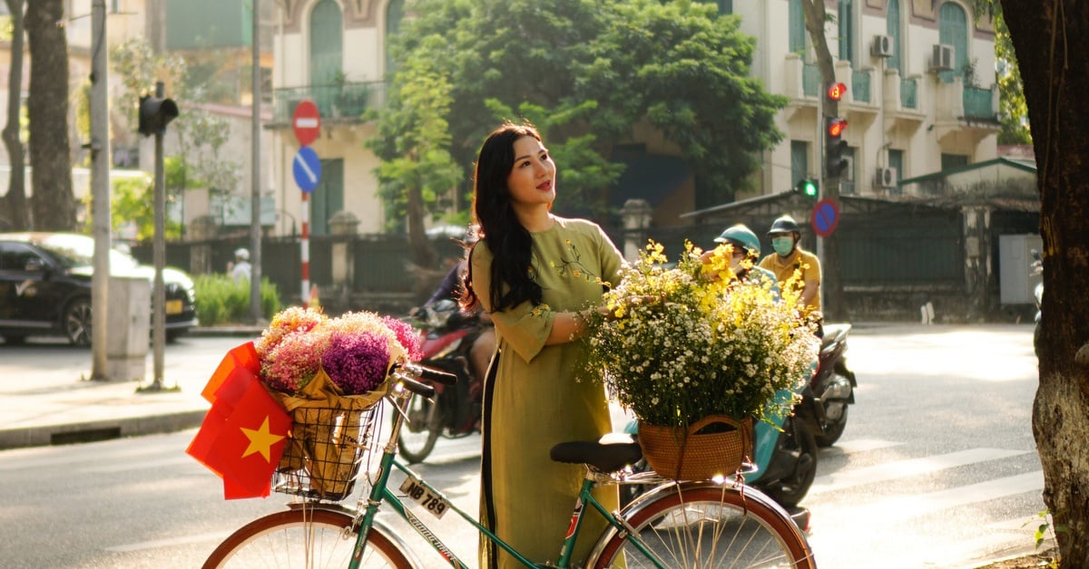 Tourists spend nearly 30,000 billion VND in Hanoi