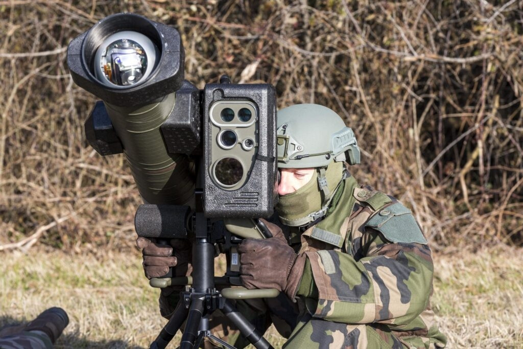 現代戦における対戦車誘導ミサイル技術