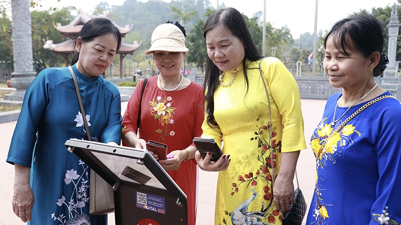 Báo Nhân Dân triển khai Dự án "Yêu lắm Việt Nam" tại Tuyên Quang ảnh 6