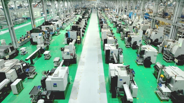 Machinery and equipment are invested with modern technology, meeting the requirements of production and mechanical processing.