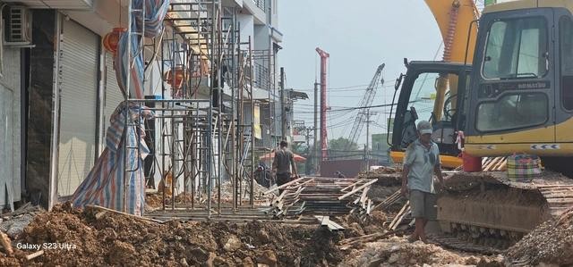 Bild des „superdünnen“ Goldladens in Binh Duong, der blockiert wird, Foto 7