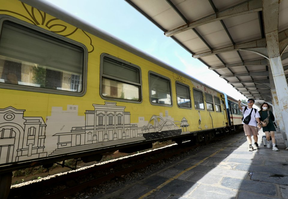 ハイフォン駅は昔の空間を再現します。