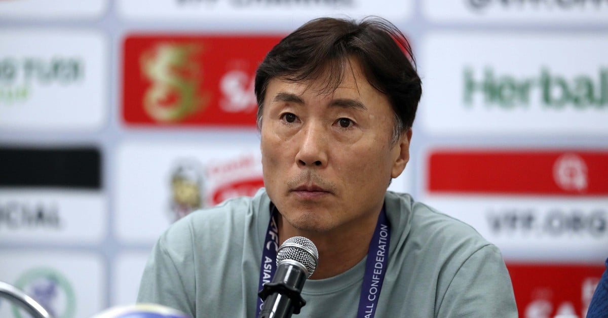 Laos coach: I am impressed with the way the Vietnamese team deploys tactics