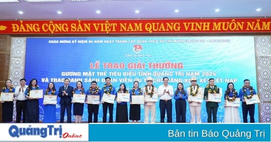 Quang Tri honors 27 outstanding young faces in 2024 and introduces 836 outstanding union members for consideration and admission to the Party