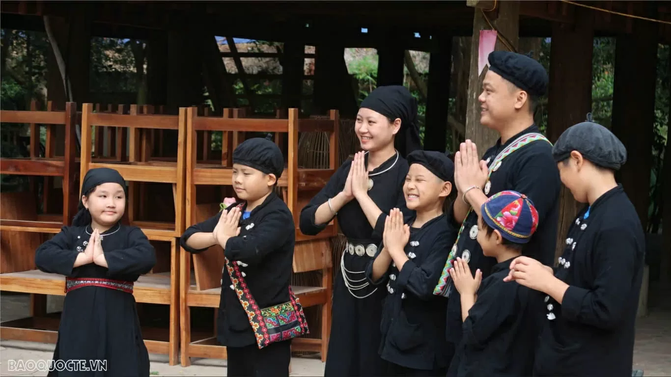 Bản làng 'cổ tích' giữa thủ đô gió ngàn